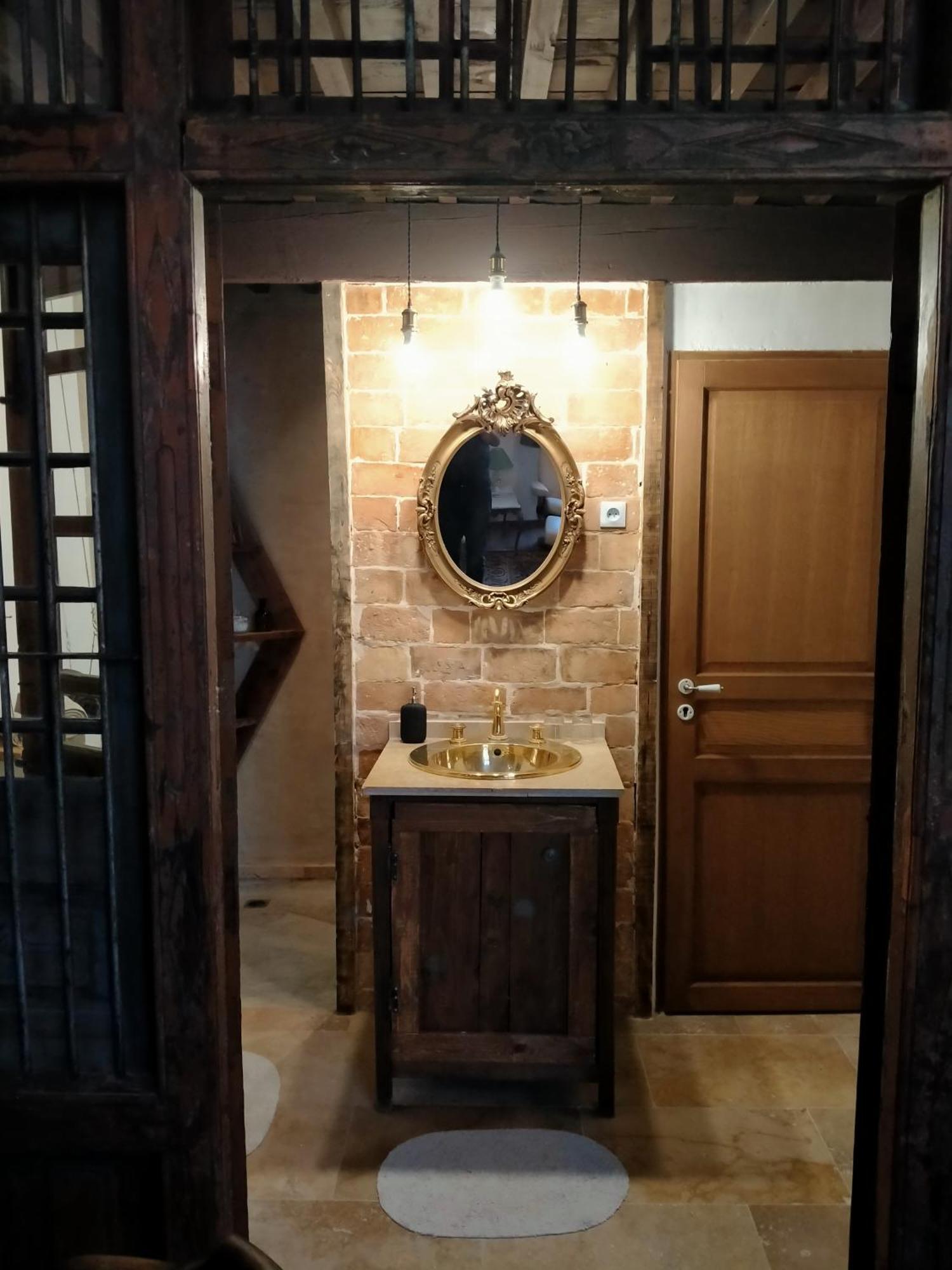 אורנג' Chambres D'Hotes L'Atrium מראה חיצוני תמונה